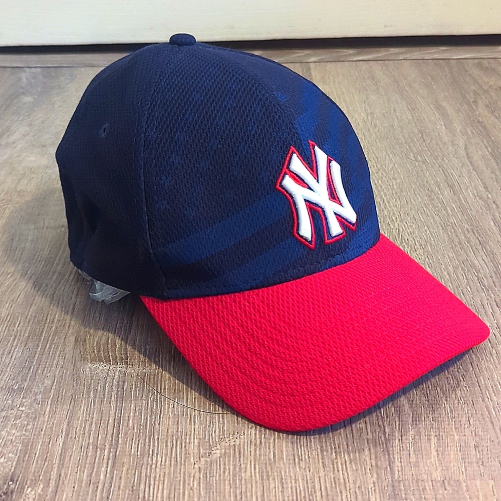 New York Yankees New Era MLB American Flag Hat - NWOT